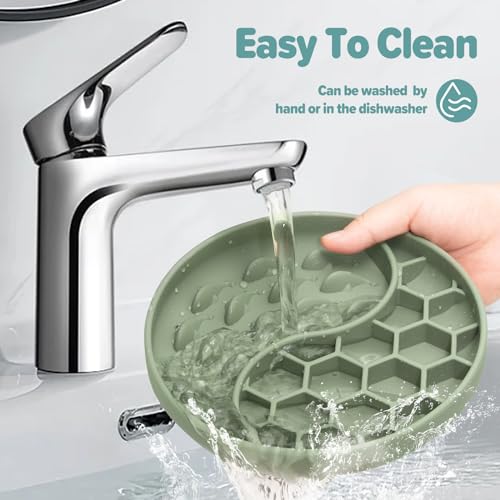 Slow Feeder Dog Bowl, Pet Puzzle Dish w/Suction Cup, Small Medium - color: Green