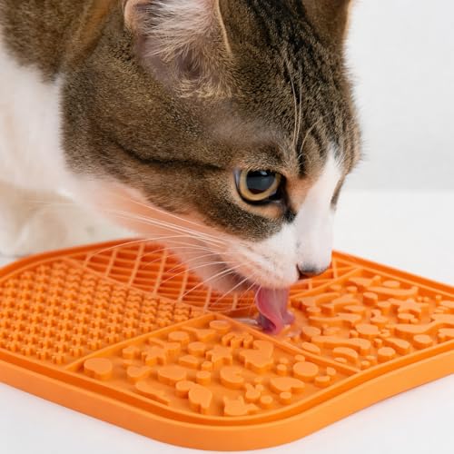 2 Pack Dog Lick Mats with Lid and Spatula, Silicone Slow Feeder Mats