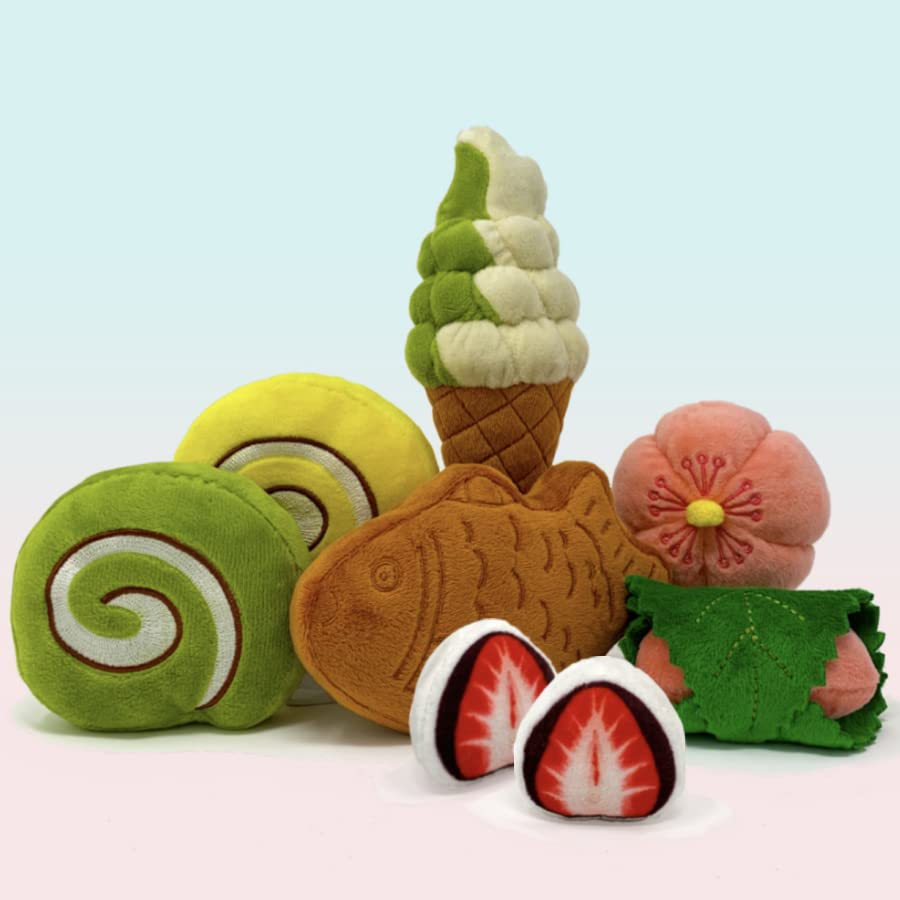 munchiecat Japanese Taiyaki Toy with Organic Catnip | Refillable, Washable for Cats and Kittens | Crinkles