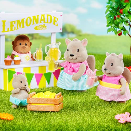 Li'l Woodzeez Lemonade Stand Playset, Rabbit Figurine, 25 Pieces, Playsets - style: Lemonade Stand